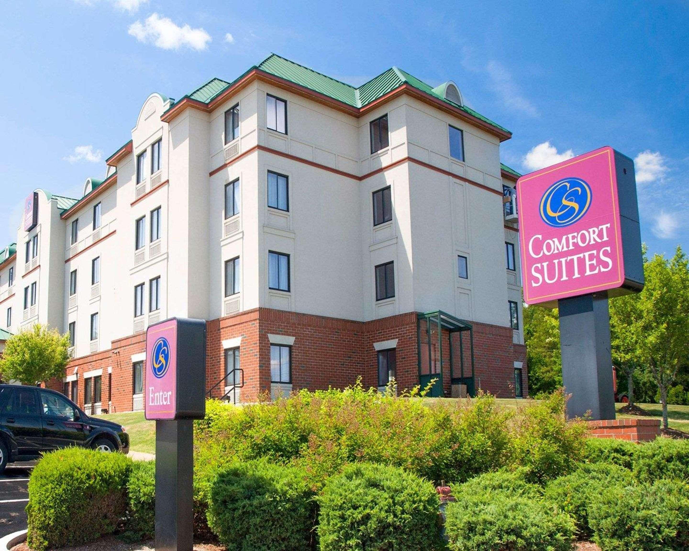 Comfort Suites West Warwick - Providence Exterior photo