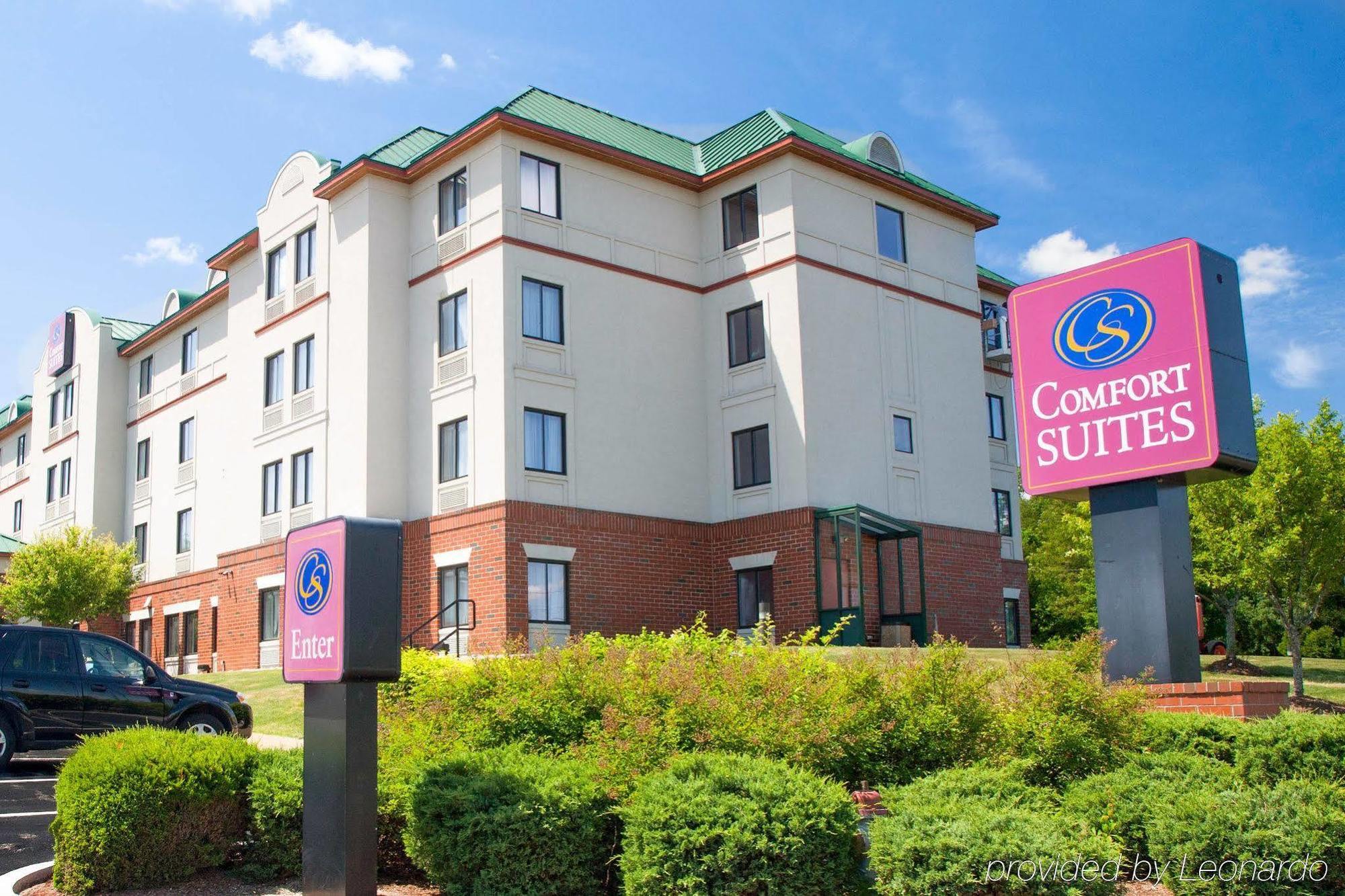 Comfort Suites West Warwick - Providence Exterior photo
